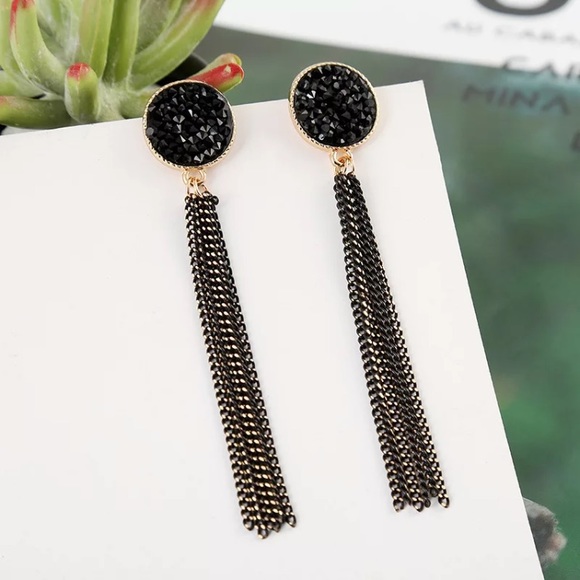 “Anastasia” Quartz Tassel Cute Drop Dangle Earring - Picture 8 of 9